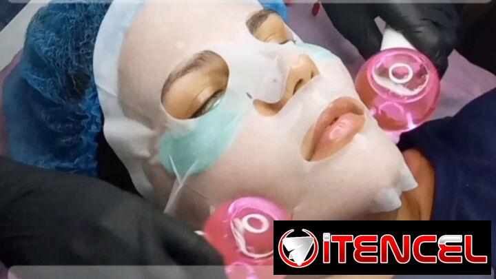 Servicio de tratamiento de cuidado facial con productos hidratantes en Marianao