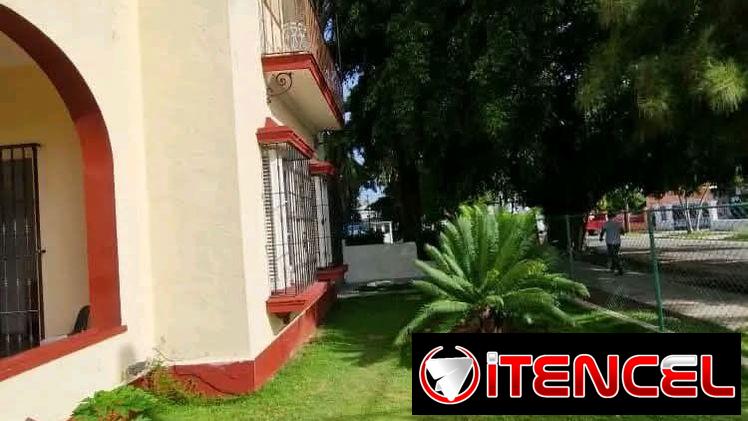 Miramar residencia 325 mil 4 habitaciones jardines garaje