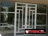 Marqueteria de aluminio y cristal