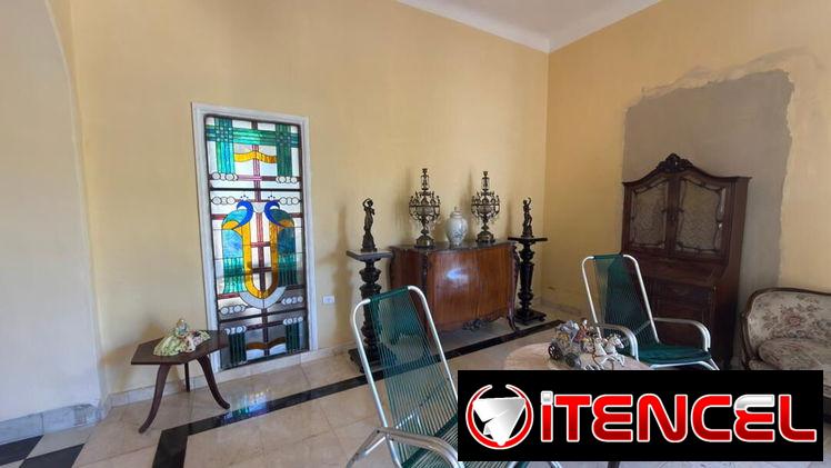 Renta de Casa con garaje en Miramar, Playa