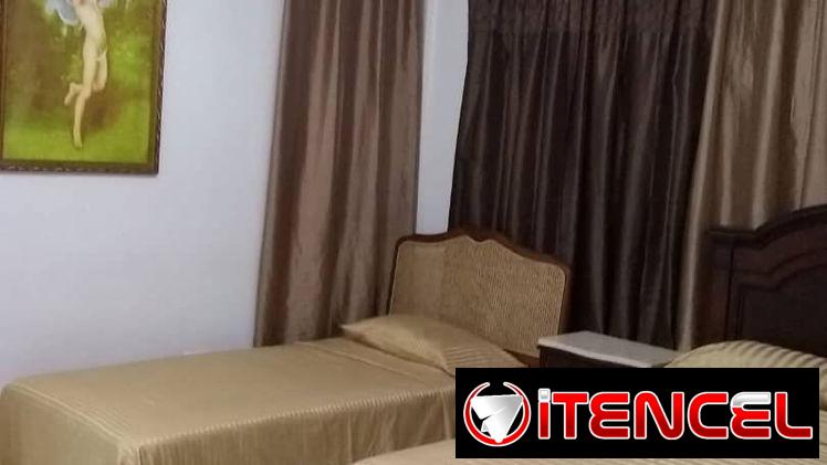 Renta de apartamento x día independiente a dos cuadras de san Lázaro