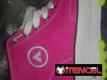 Zapatos tipo converses