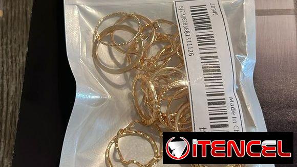 Aretes y anillos