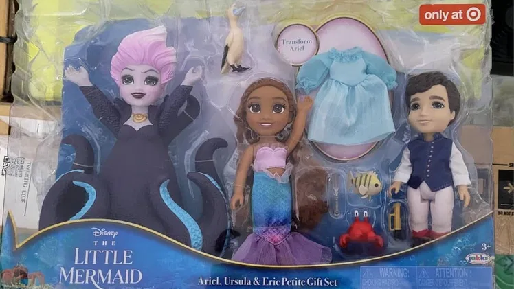 Juego de muñecos Disney La Pequeña Sirenita nuevo en caja-25usd