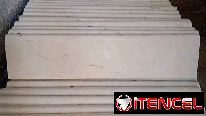 Plancha, losas y rodapié de mármol crema de buen material no dudes en contartarnos