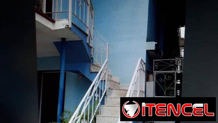 Casa en venta en Versalles, La Lisa.