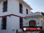 Bella casa en Kohly de 2 niveles
