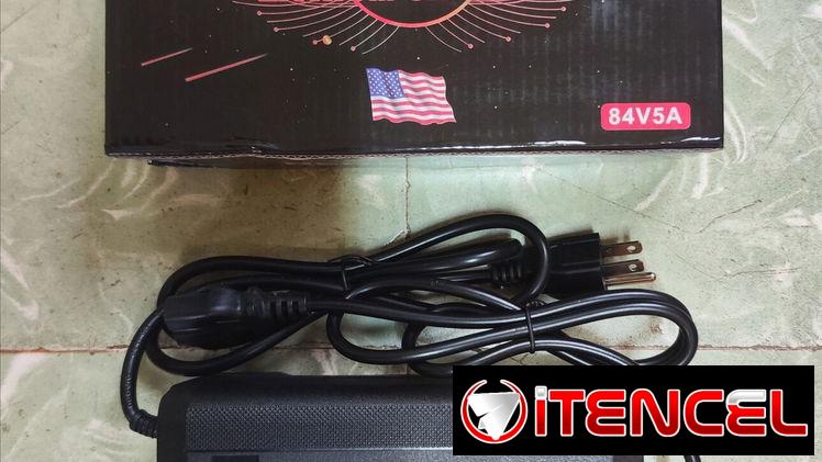 Cargadores Topmaq para motos eléctricas de 72V 5A