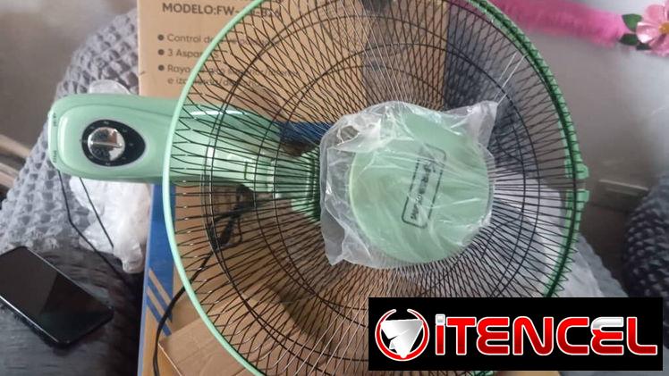 Ventilador de pared y pedestal de 16 pulgadas.