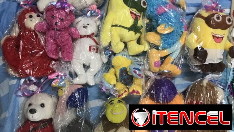 Muñecos chillones para niños pequeños
