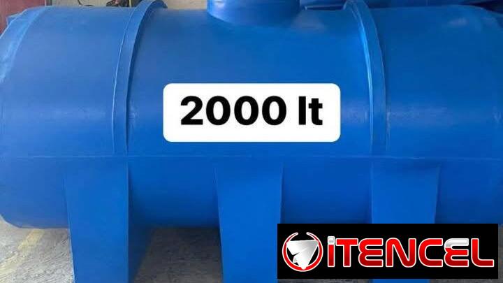 Tanque de agua de 2000 litros