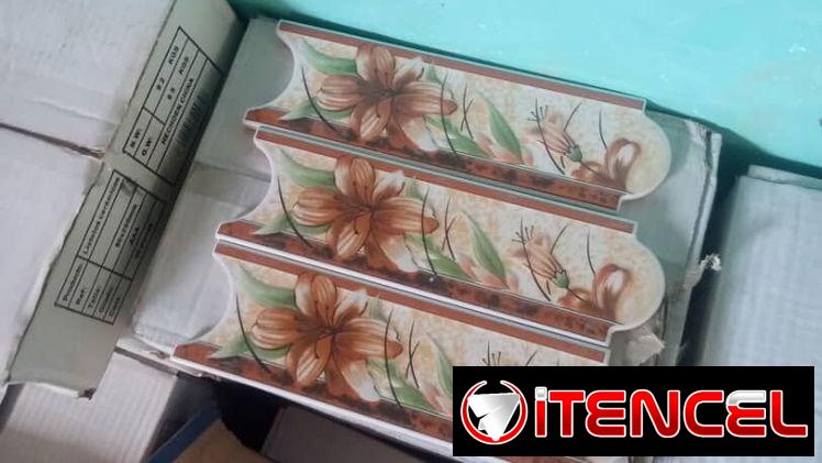 Cenefa de cocina y de bañó loza de piso y azulejos cintillo cemento gris cola y blanco purle teja 59576317