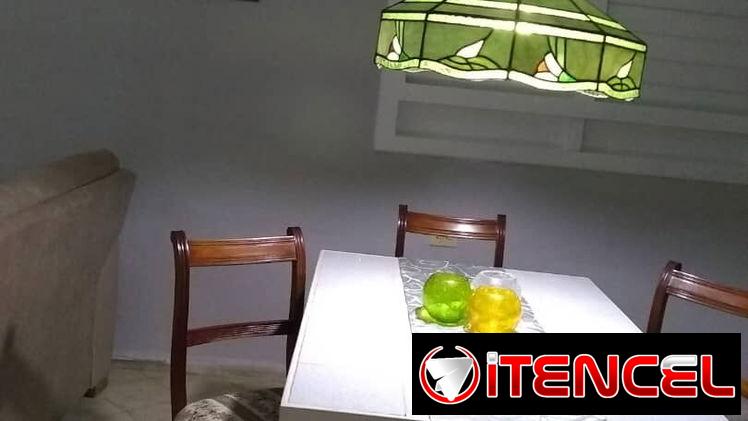 Renta de apartamento x día independiente a dos cuadras de san Lázaro