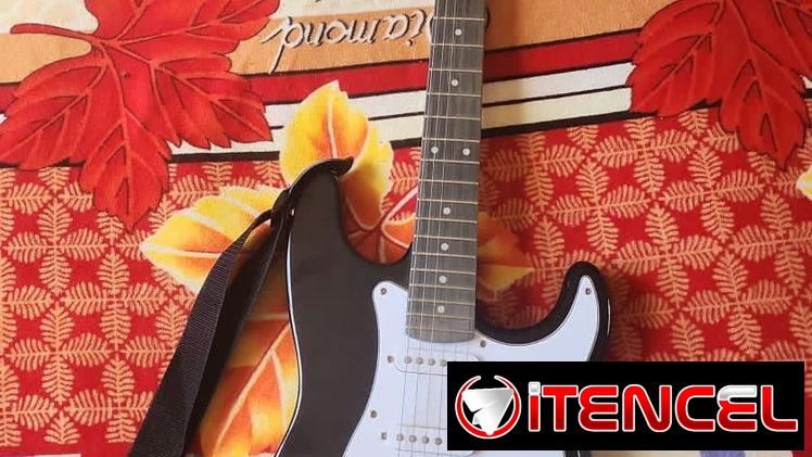 Vendo guitarra eléctrica casi nueva
