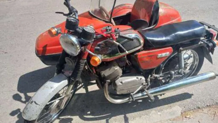 Se vende Jawa 350