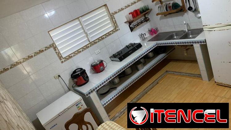 ⛱️ Rento casa Marycarmen a solo 2 cuadras de la playa Guanabo con piscina y 4 habitaciones. Whatssap 5 2 9 5 9 4 4 0 🏖