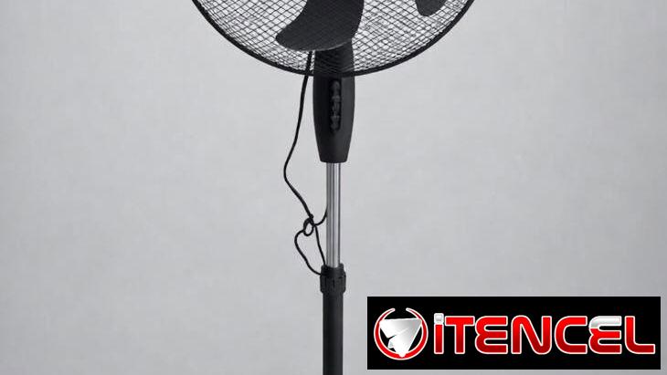 Ventilador de pedestal