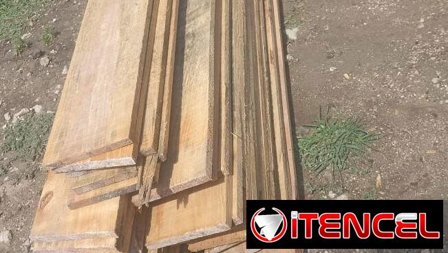 Tablas tablones y palos