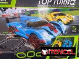 Juego de carritos en la pista con control remoto