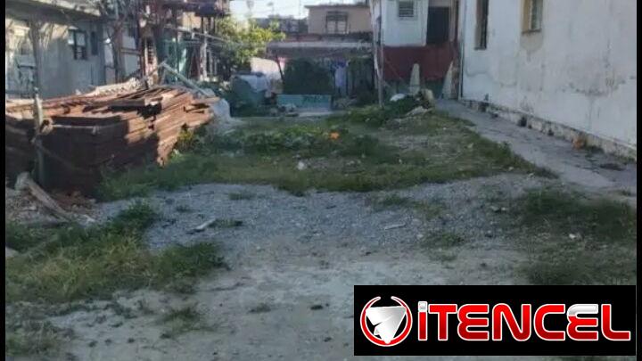 Venta de un terreno en playa.