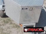 SE VENDE TRÁILER / SE VENDE REMOLQUE CON TODOS LOS PAPELES NECESARIOS. TODO LEGAL.