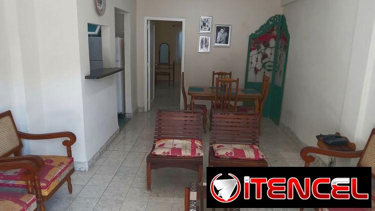 Renta apto.Vedado(J y 15)