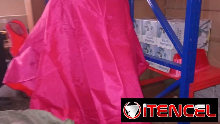 CAPA IMPERMEABLE PARA MOTOCICLISTA Precio: 8 USD_vpt