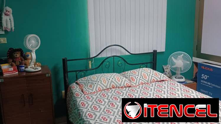 Se vende casa biplanta en Los Pinos, Arroyo Naranjo.