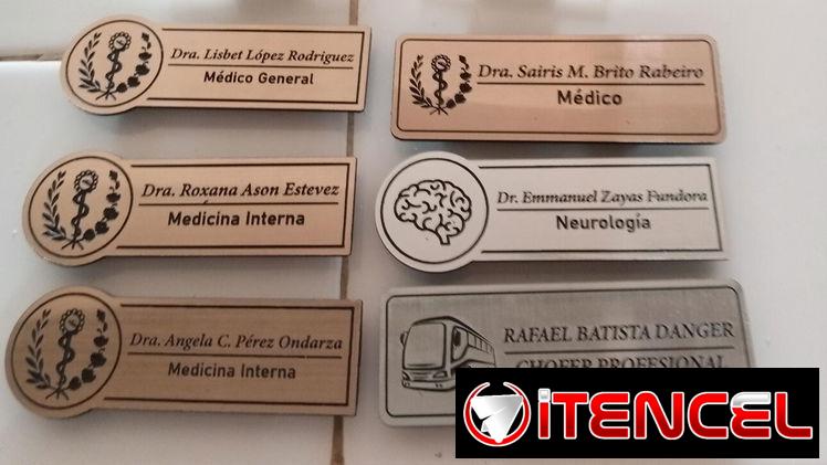 PERSONALIZADOS GAFETES PLACAS CHAPILLA DE IDENTIFICACIÓN PARA MÉDICOS PERSONAL DE LA SALUD
