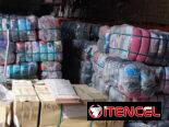 Pacas de Ropa RECICLADA premium CANADÁ –