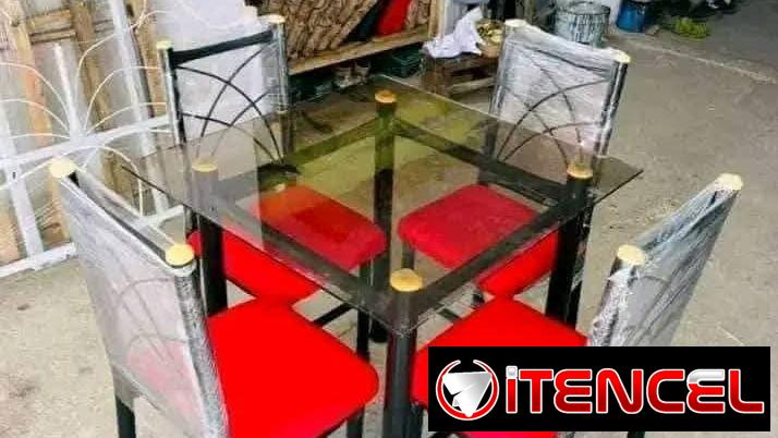 Varios modelos de Comedores
