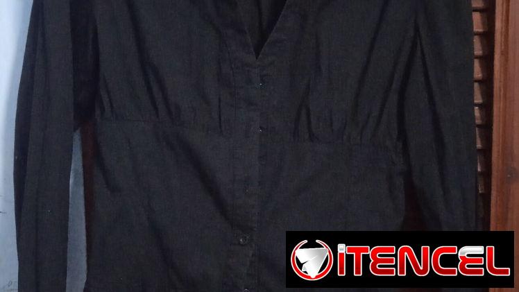Camisa negra de mujer nueva talla M 2000 cup