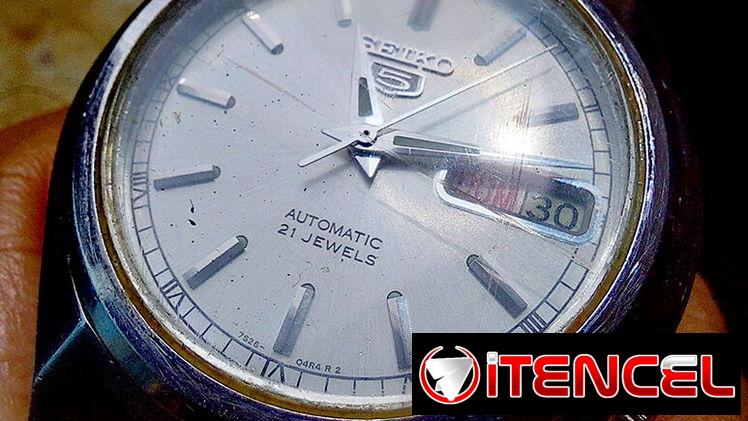 Seiko 5 de uso, único dueño. 50 USD o al cambio.
