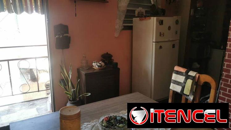 Apartamento en el Cerro de 2 cuartos