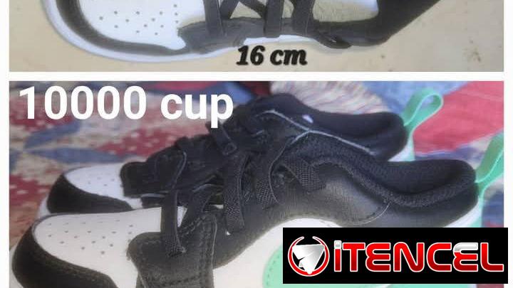 Tenis de marca originales de uso