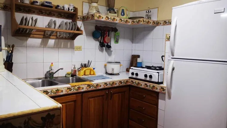 Alquiler de casa en la playa con piscina en Guanabo. Renta de casa en la playa La Conchita con piscina ideal para pareja
