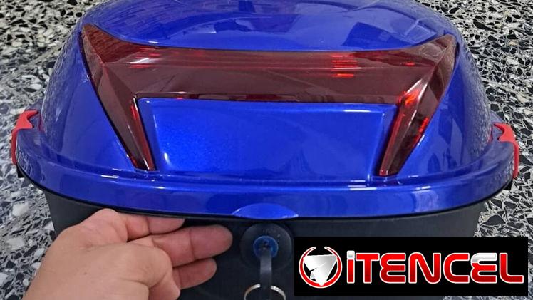 LONA o CAPA de TAPAR MOTO. CAPA Conductor. FORRO ACIENTO. CASCO. GUANTILLA. CANDADO Anticizalla. BAUL. TF:51469270