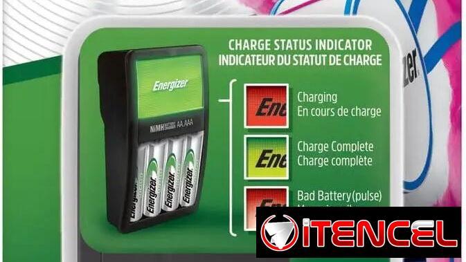 Cargador Energizer AA/AAA con 4 Pilas Recargables