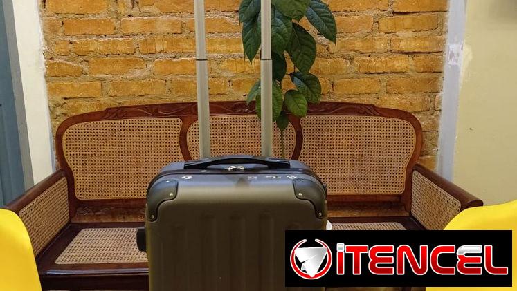 VENDO MALETAS DE VIAJE, VARIOS MODELOS Y TAMAÑOS 52425349