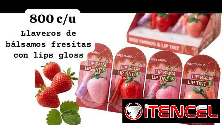 Llaveros de bálsamos de fresitas lip gloss