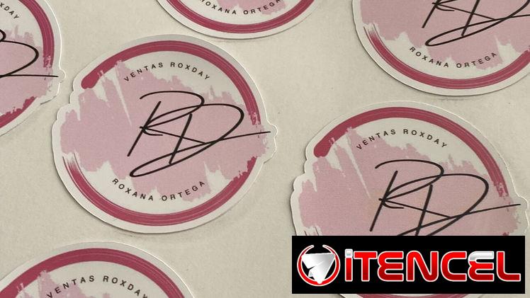 Pegatinas de diferentes formas personalizadas con tu logo.