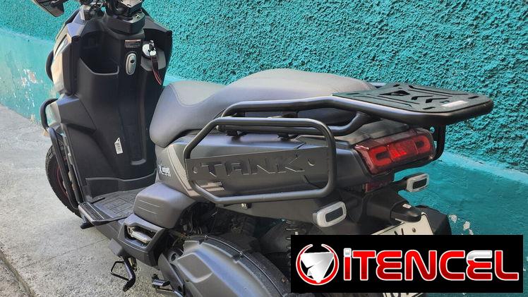 Moto Tank 175