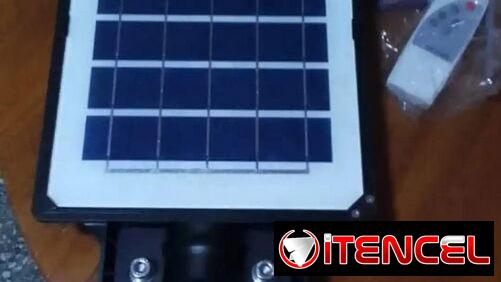 Lámpara LED Solar de Alta Intensidad 150w Incluyen batería y panel solar mando a distancia $55 USD Transporte Adicional
