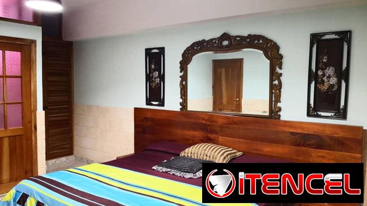 Casa de 8 hab de lujo en renta en Reparto Siboney,  con piscina grande , planta eléctrica +53 52463651 x WhatsApp
