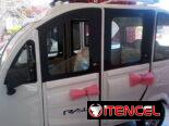 4800USD Triciclo RALY grande con techo y maletero con motor de 1000w y bateria de gel 100Ah