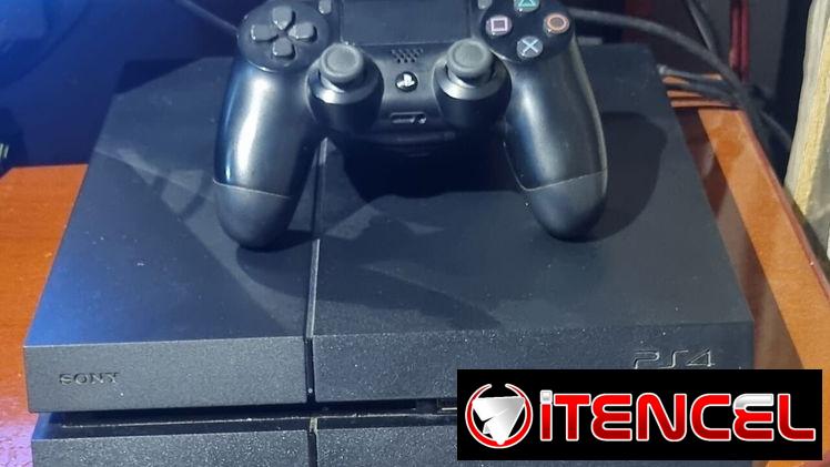 Play Station 4