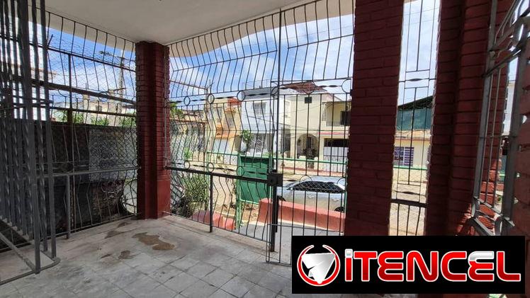 Casa independiente Playa cerca a 7ma y70 3/4 gsrj 80mil 53582376