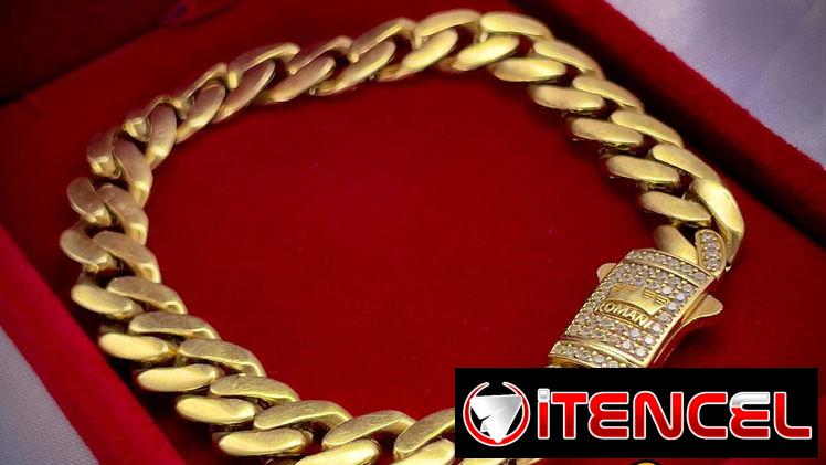 Prendas exclusivas, cadenas de oro, manillas, esclavas, anillos, argollas