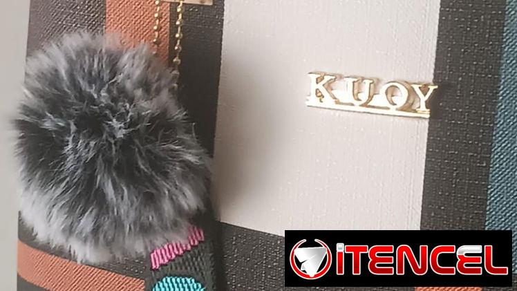 Bolso de mujer elegante con múltiples compartimentos