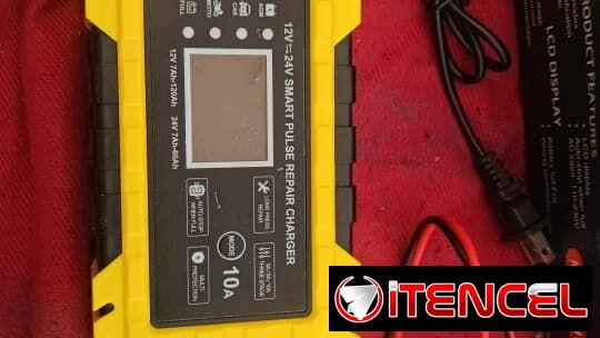 Cargador de Bateria Inteligente 10A 12V/24V